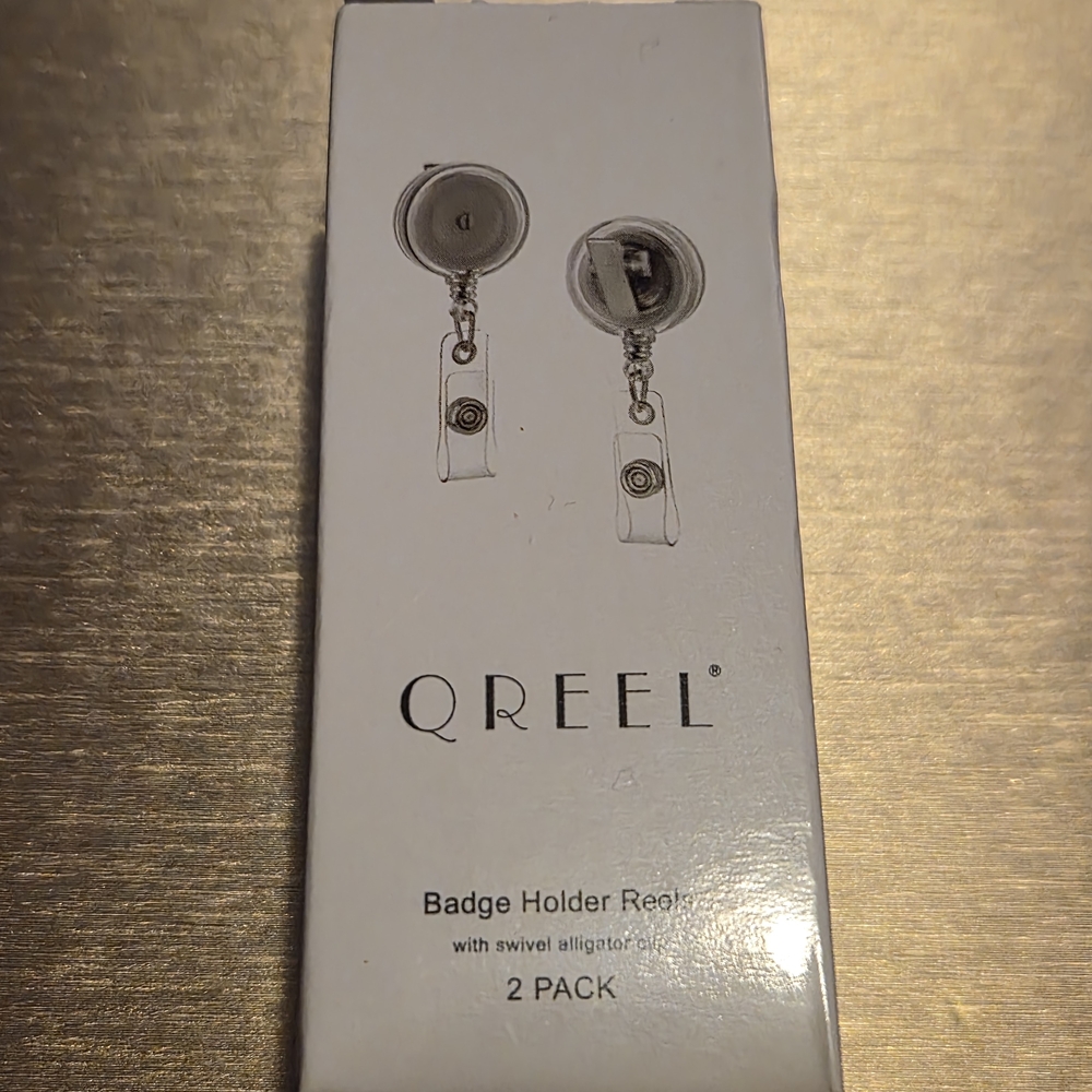 QREEL Badge Holder *Only One Included In Box*